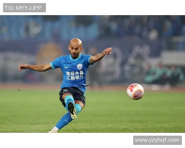 背负骂名的足球明星究竟是谁背负了怎样的争议与压力