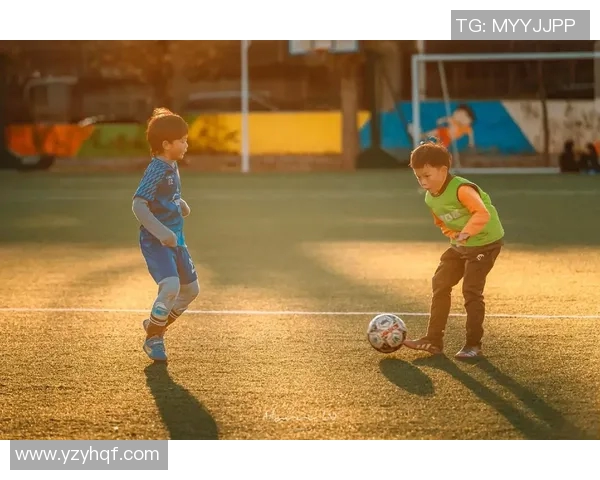 足球明星子女展现天赋投球精彩瞬间引发热议