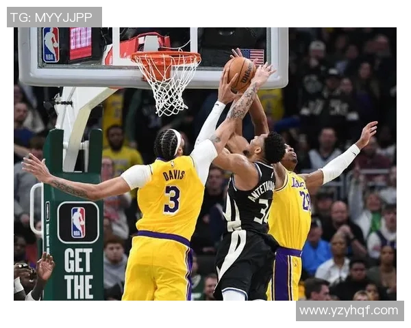 湖人对阵雄鹿精彩全场录像回放与赛后分析分享 湖人对阵雄鹿精彩全场录像回放与赛后分析分享